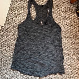 🌞 (3/$25) Lululemon workout tank